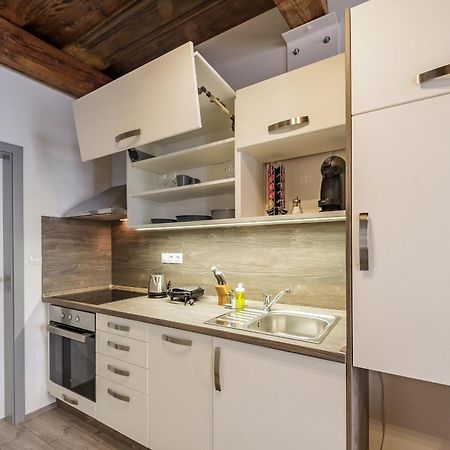 Downtown Royal Apartments Ceske Budejovice Exterior foto
