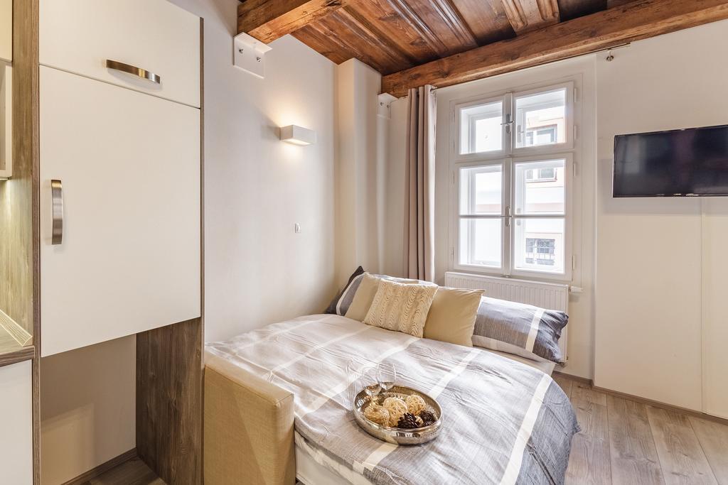 Downtown Royal Apartments Ceske Budejovice Exterior foto